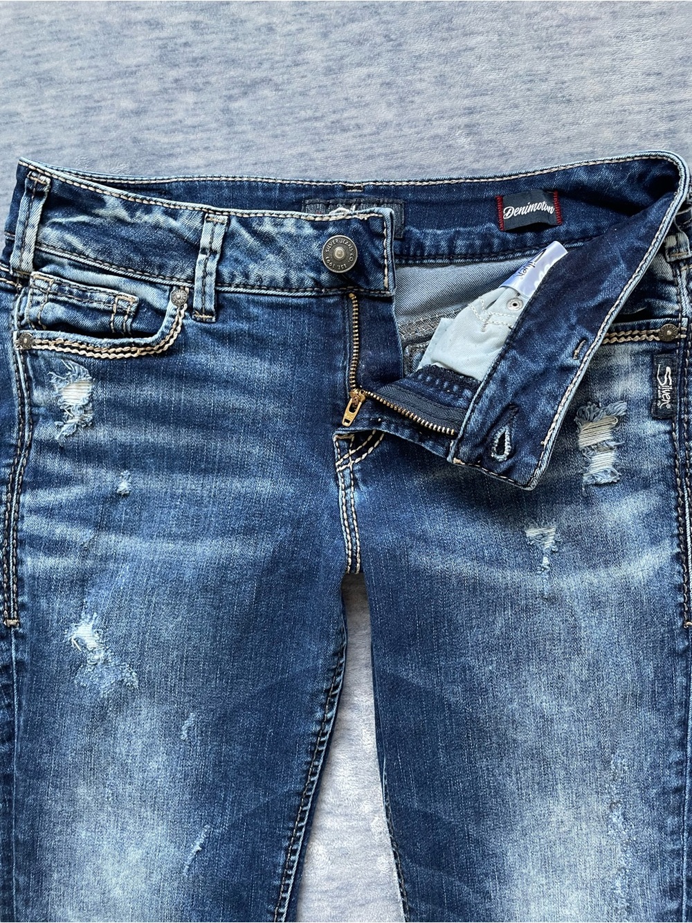 Thrifted Silver Jeans Co. Bootcut Suki Jeans